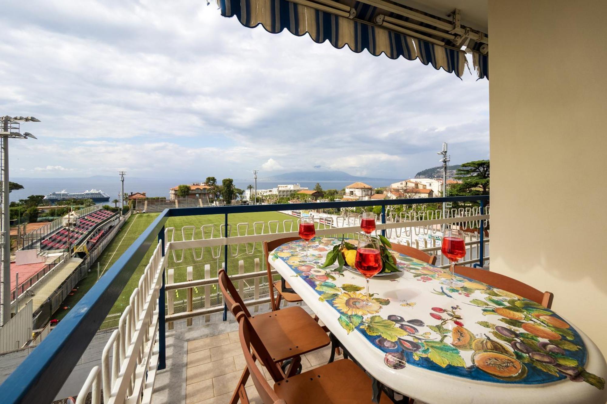 Residenza Le Sirene City Center Соренто Екстериор снимка